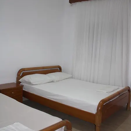 Gasthuis Luiza Sarandë