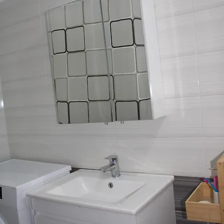 Gasthuis Luiza Sarandë