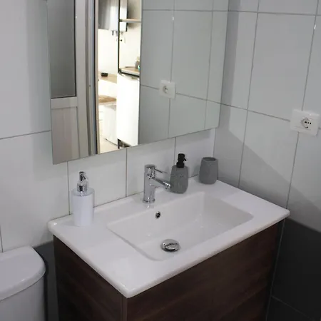 Luiza Gasthuis Sarandë